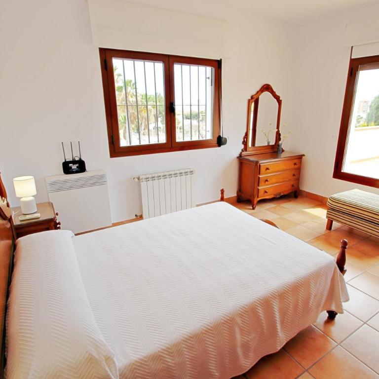Maite - spacious villa with views and private pool in Calpe - Villa - 26