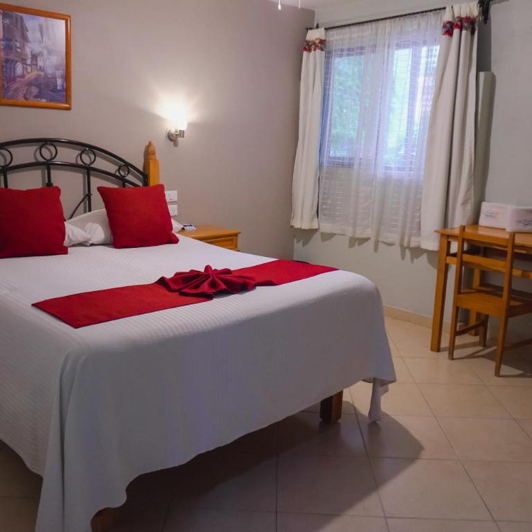 Hotel RV Park San Ramón - Chambre Lit Queen-Size - 11