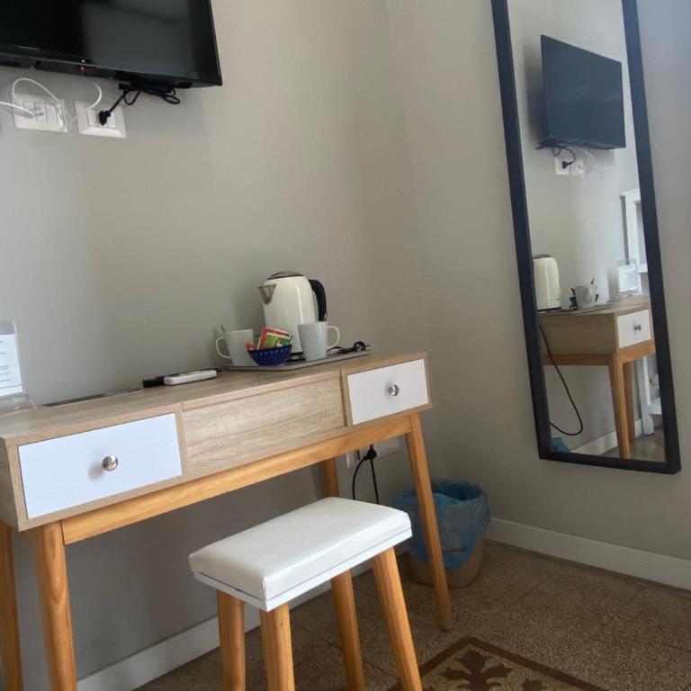 B&B Suite Cutelli - Queen Room - 11