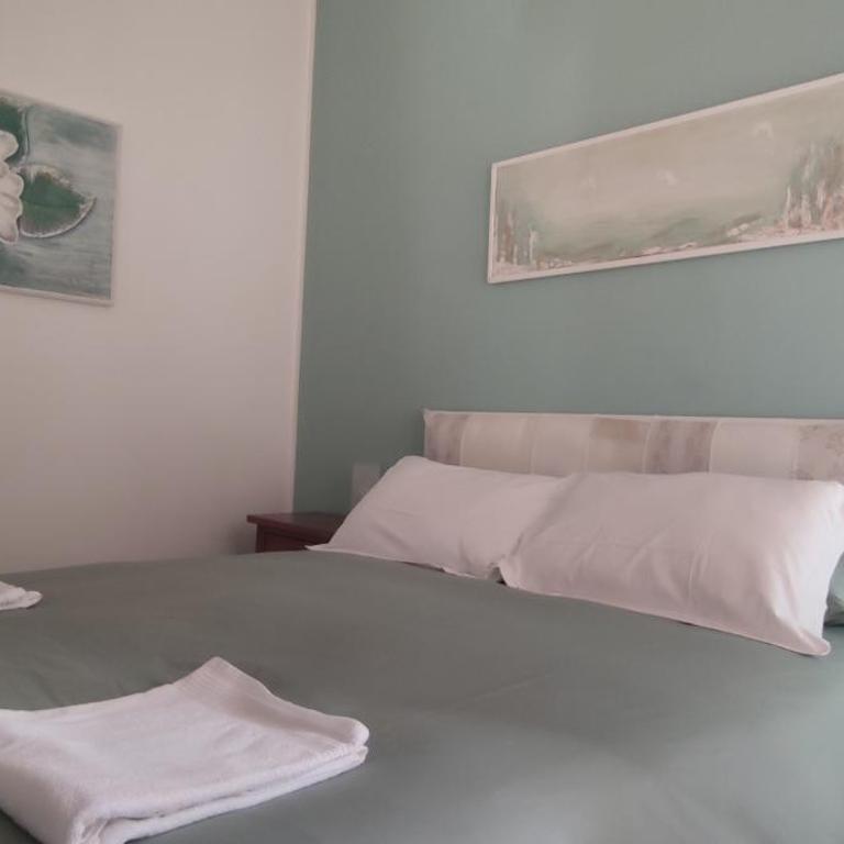 Flowerence - One-Bedroom Apartment - 12