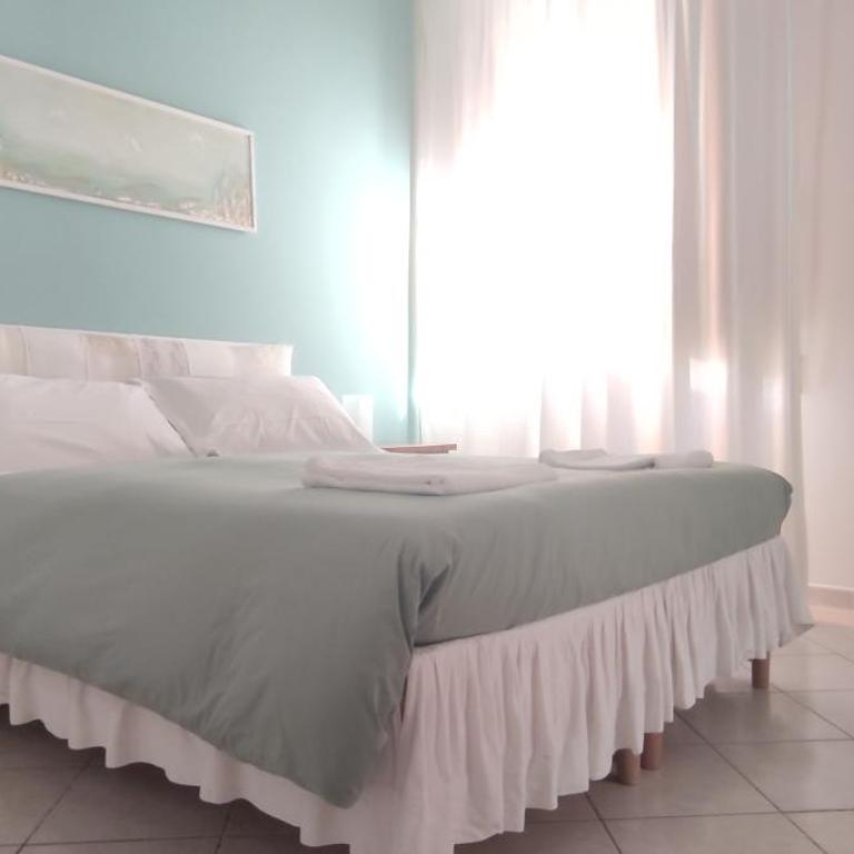 Flowerence - One-Bedroom Apartment - 13