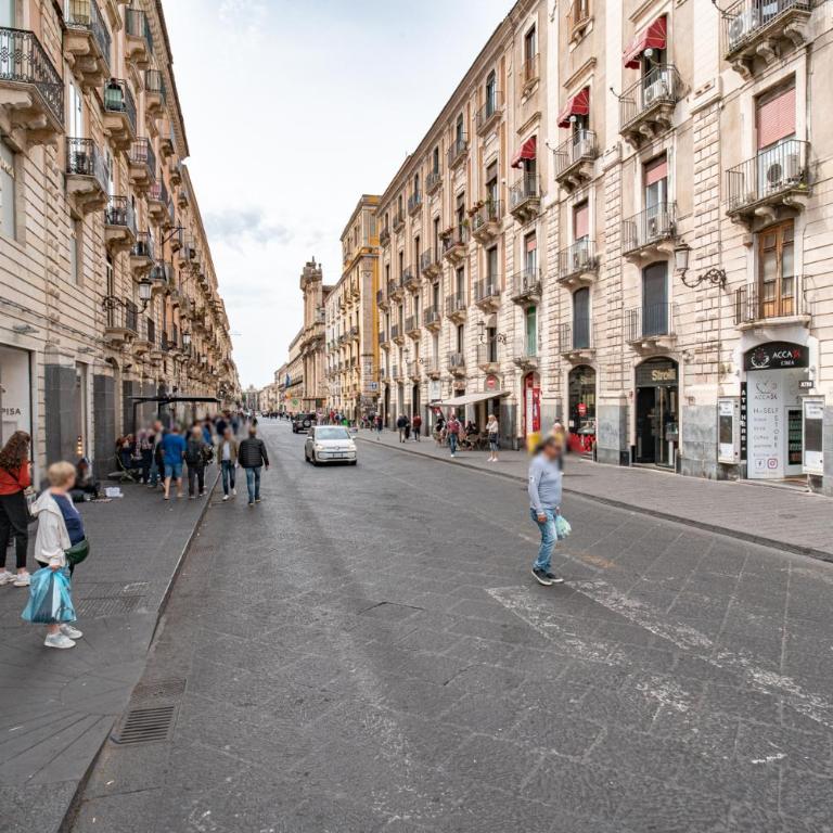 Luni Apartment Catania centro - Two-Bedroom House - 31