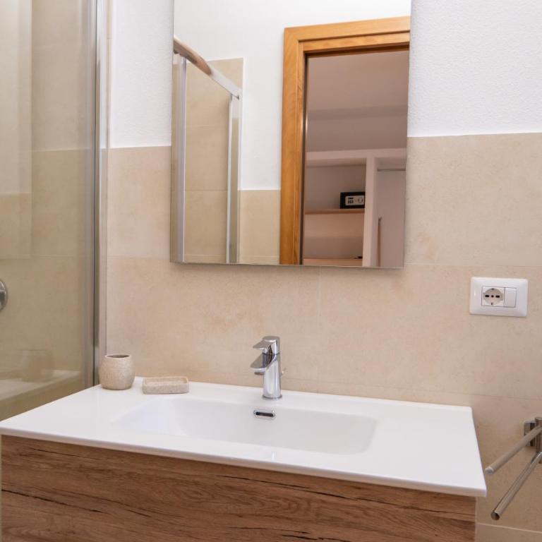 Acquarello Rooms - Camera Matrimoniale con Bagno Privato - 7
