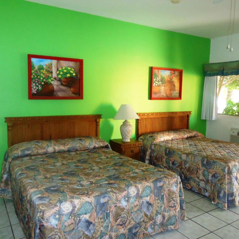 Hotel La Hacienda de la Langosta Roja - Habitación con 2 camas grandes - 8