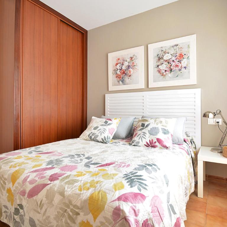 Apartamento con parking en San Vicente - Two-Bedroom Apartment - 10