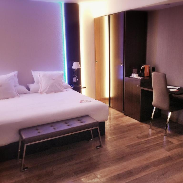 MB Boutique Hotel - Adults Recommended - Habitación Doble Superior con bañera de hidromasaje y terraza - 8