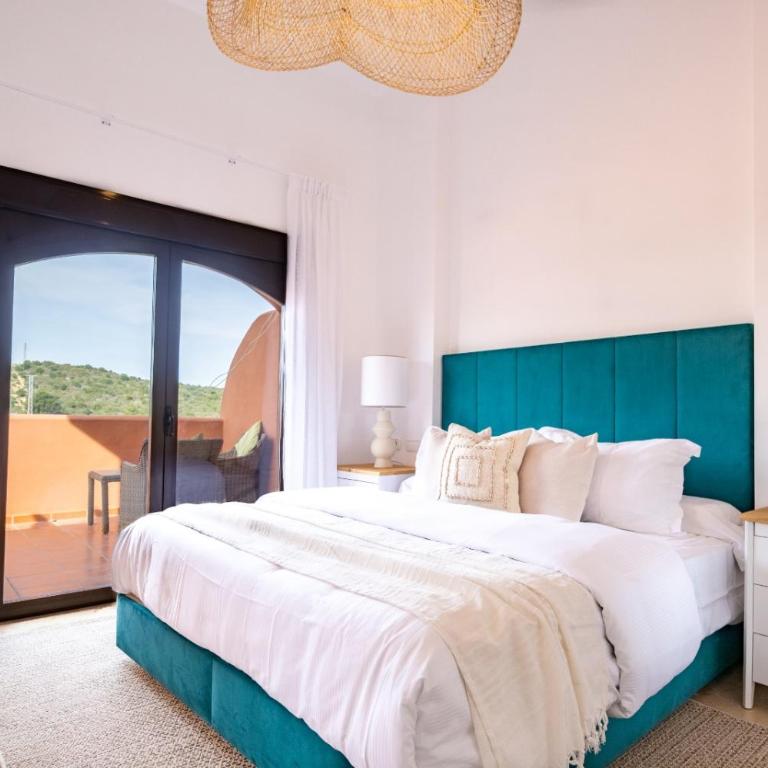 Increíble y Moderno apartamento Duplex con piscinas y preciosas vistas - Apartamento Deluxe de 3 dormitorios - 2