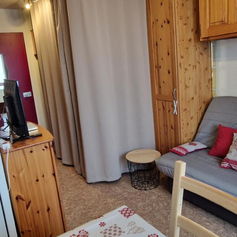 Studio cosy pieds des pistes - Studio - Vue sur Montagne - 12
