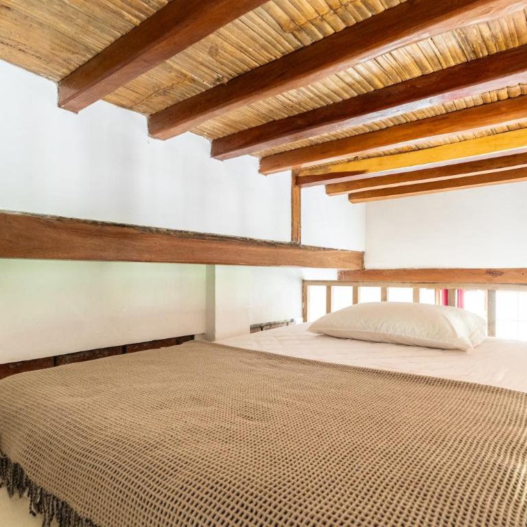 Ganso & Búho - Habitación Familiar Confort con balcón - 11