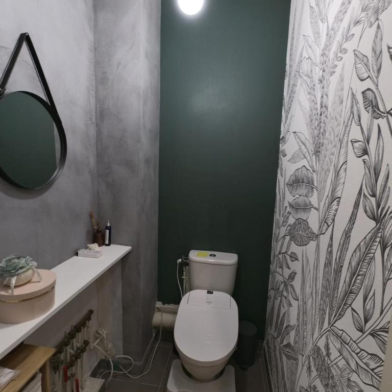 Chambre chez Quentin y Kiara - Chez l'habitant - Grande Chambre Double - 11