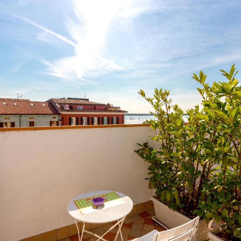 Le Rêve - Lake view rooms - Double Room with Balcony - 3