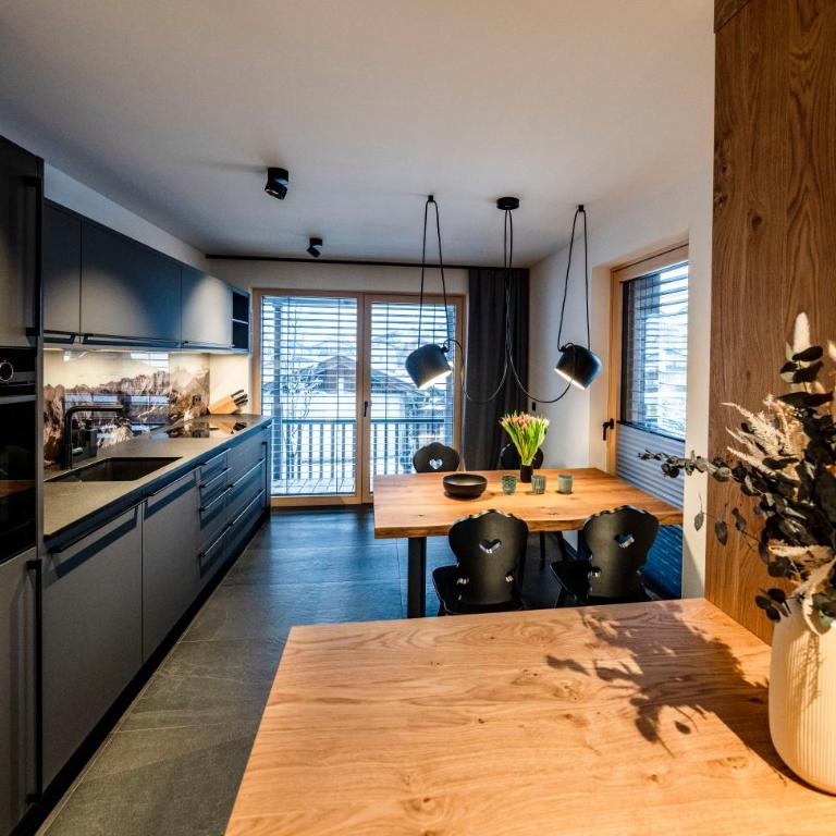 BergzeitLodge - Apartment mit Blick auf die Berge - 3