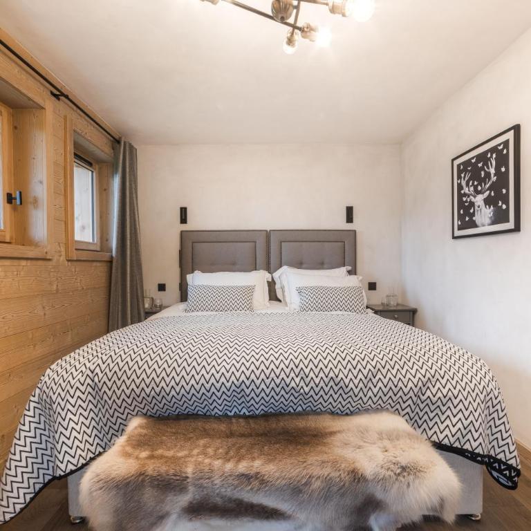 Luxury Megève Chalet, sleeps 8 with Mountain Views and Jacuzzi - Chalet - 13