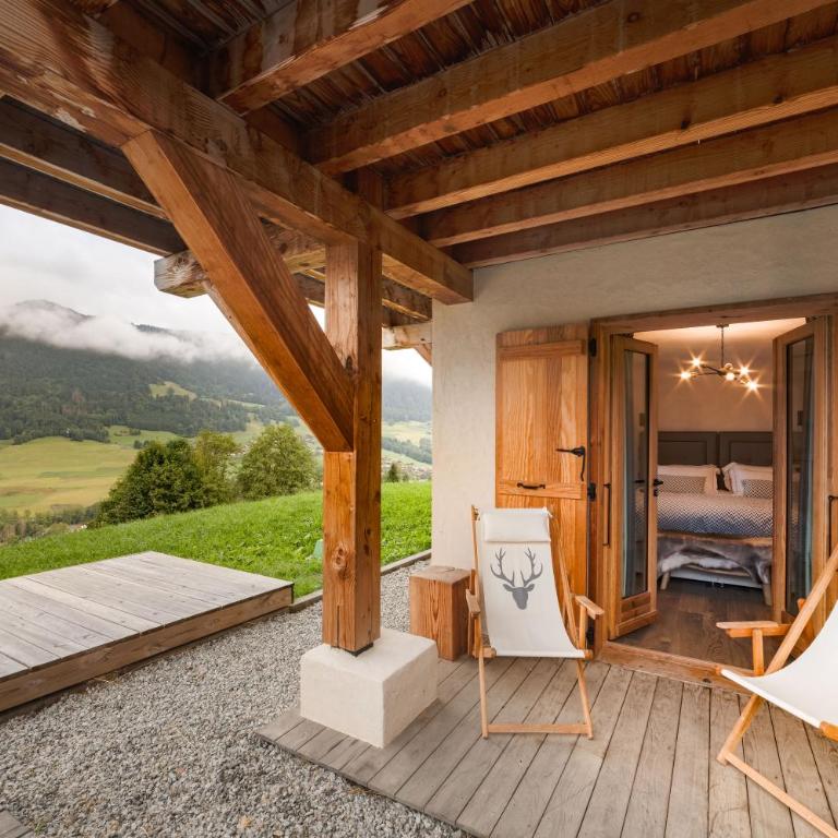 Luxury Megève Chalet, sleeps 8 with Mountain Views and Jacuzzi - Chalet - 31