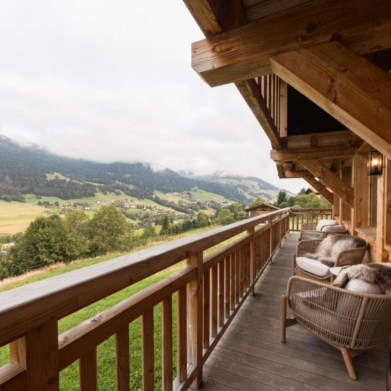 Luxury Megève Chalet, sleeps 8 with Mountain Views and Jacuzzi - Chalet - 38
