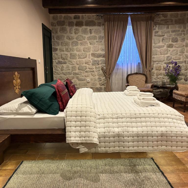 KAŽIN supreme - Deluxe King Room - 6
