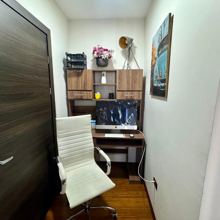 Maravilloso departamento con moto electricá - Apartamento de 2 dormitorios - 13