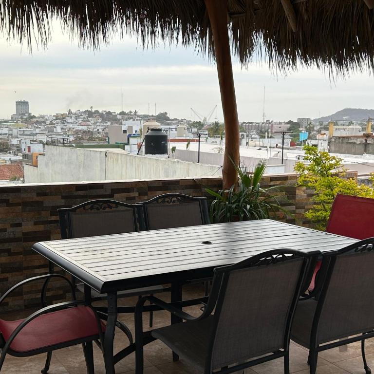 Casa de la Alegria 2 apartments - Two-Bedroom House - 20