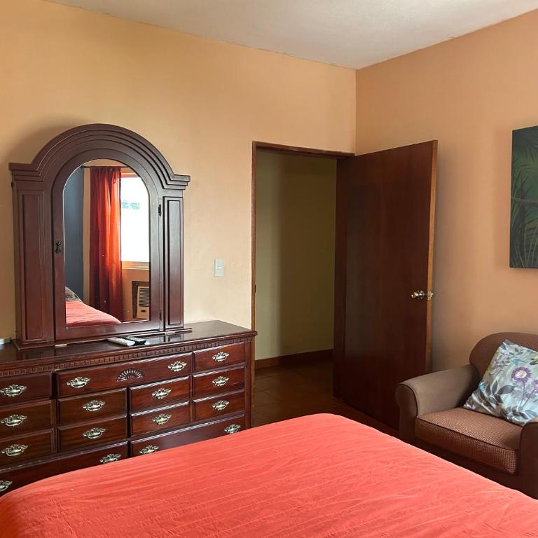 Casa de la Alegria 2 apartments - Two-Bedroom House - 13