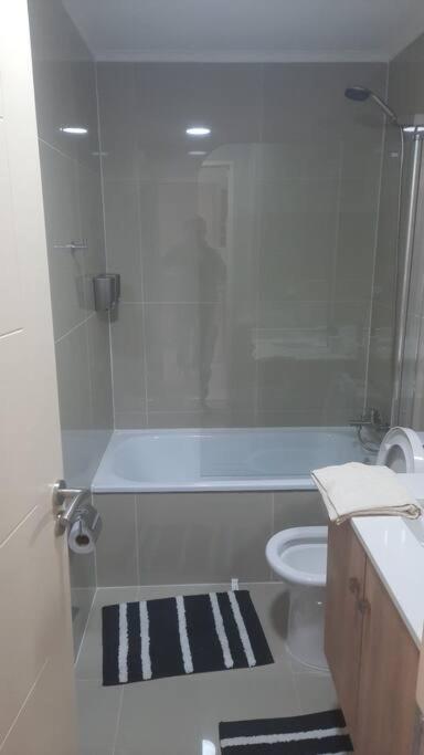 Departamento Centro Chillán con estacionamiento - Apartamento de 1 dormitorio - 2