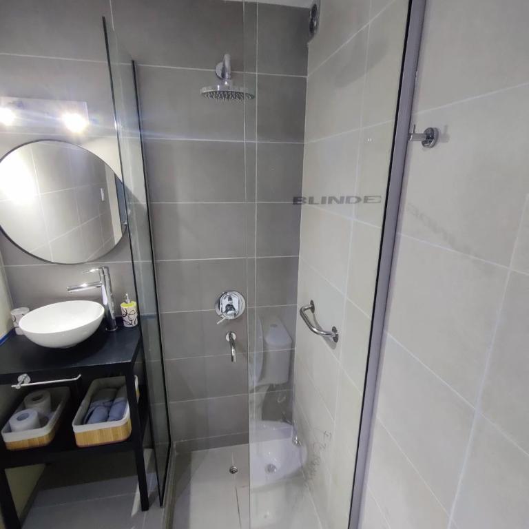 Emilio es un precioso departamento quinta sección Mendoza - Apartamento de 2 dormitorios - 15