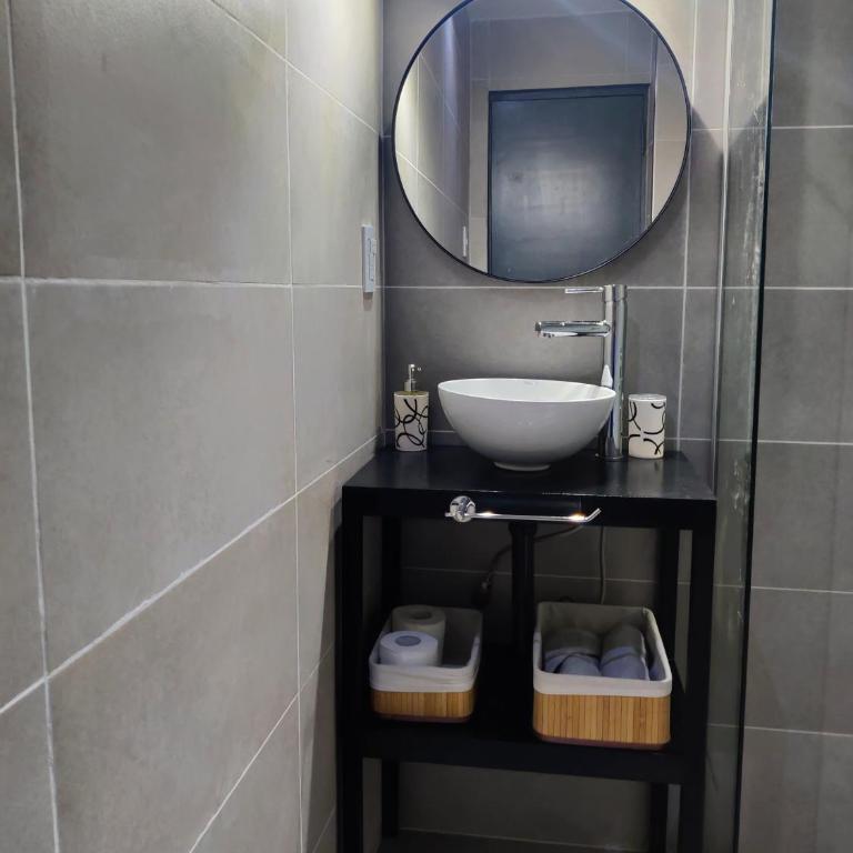 Emilio es un precioso departamento quinta sección Mendoza - Apartamento de 2 dormitorios - 14