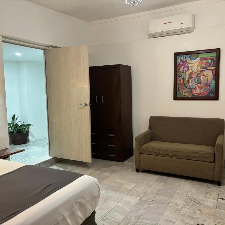 Hospedaje Ixaya - Habitación Doble Grande - 2