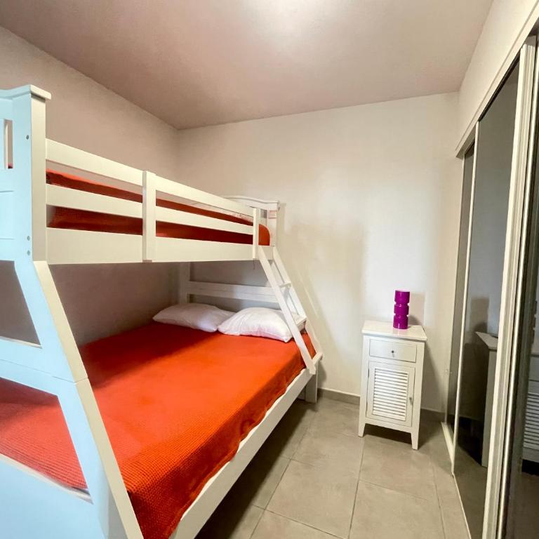 Appartement 3 pièces cosy avec climatisation et garage à Sète - FR-1-338-576 - Apartment - 4