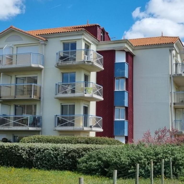 Bel appartement avec 1 chambre, parking, animaux admis, près du golf - FR-1-323-539 - Apartment - 12