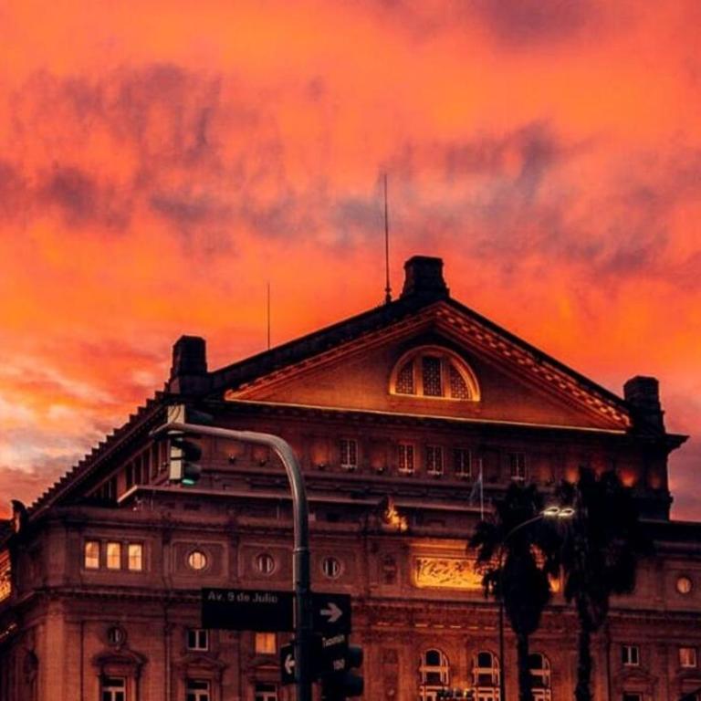 Central Studio With Great View - One-Bedroom Apartment - 36