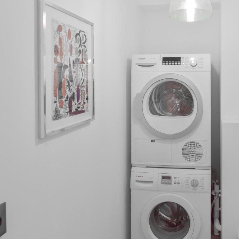 Modern apartment with swimming pool - Appartement - 10