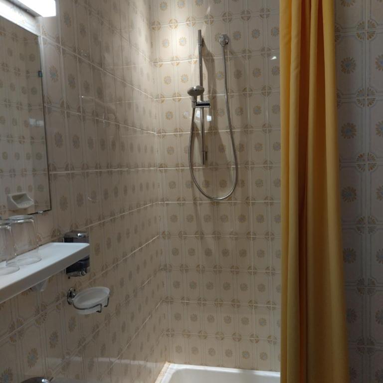 Hotel Schuster - Chambre Lits Jumeaux avec Balcon - 3