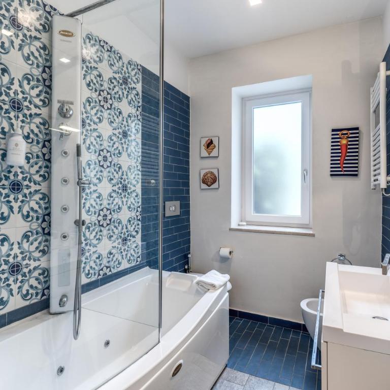 Le Sirene Boutique Apartment - Sofia Apartments - Two-Bedroom House - 10