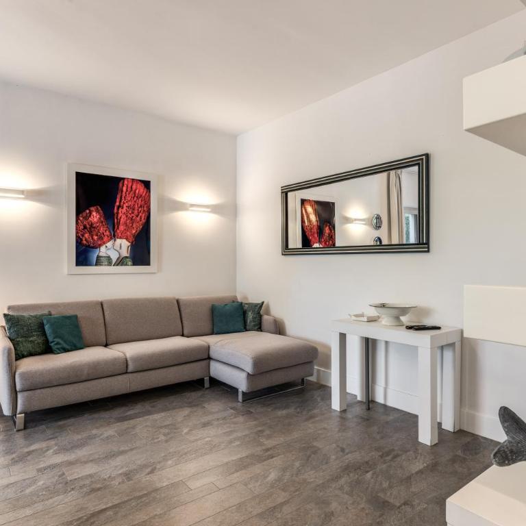 Le Sirene Boutique Apartment - Sofia Apartments - Two-Bedroom House - 9