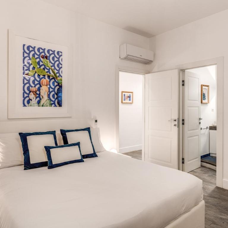 Le Sirene Boutique Apartment - Sofia Apartments - Two-Bedroom House - 17