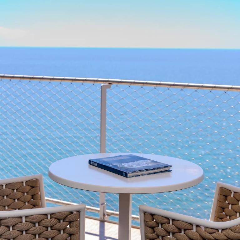 Hotel Ponta Plaza Conference & Spa - Premium Room with Sea View and Extra Bed - 6