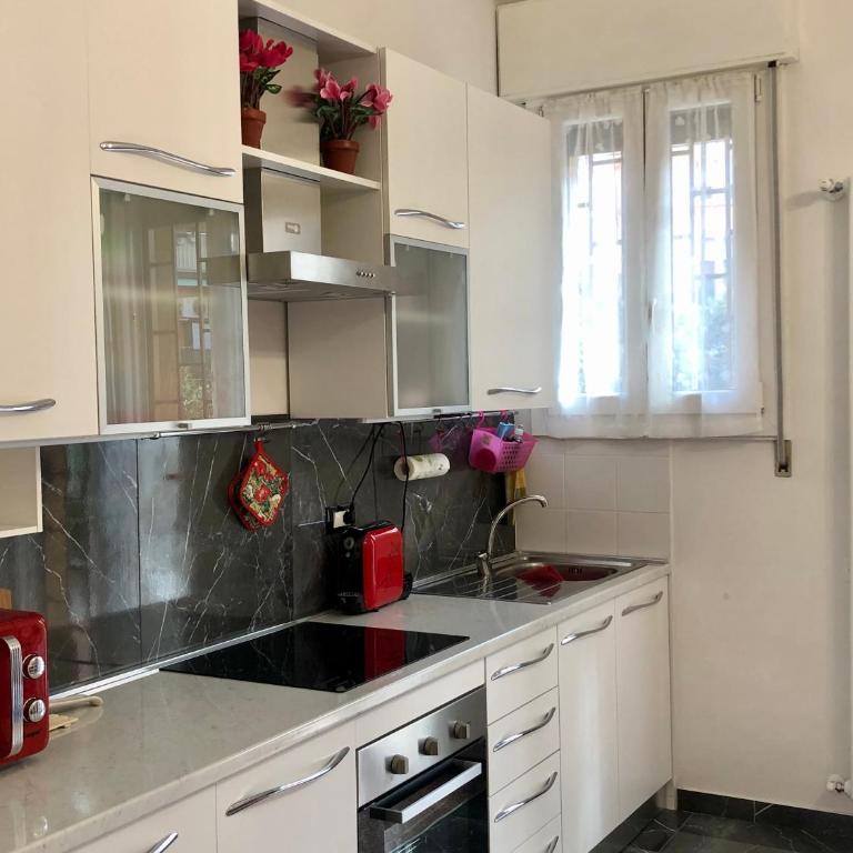 Dimora Sterlizia zona Fiera S Donato - Appartamento con 2 Camere da Letto - 3