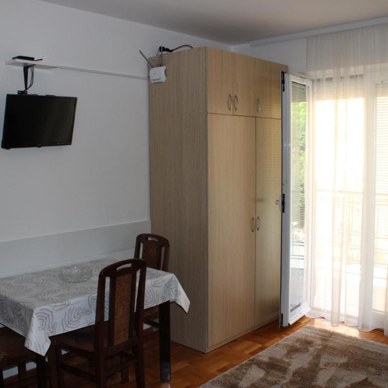 Apartman Lorenzo - One-Bedroom Apartment - 11