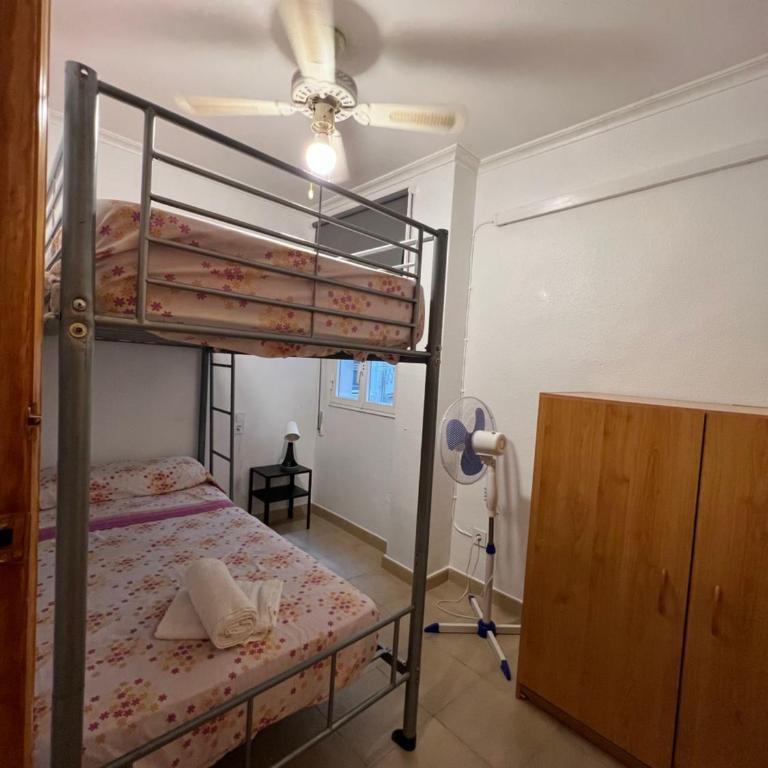 Apartamento en Torrevieja - Three-Bedroom Apartment - 21