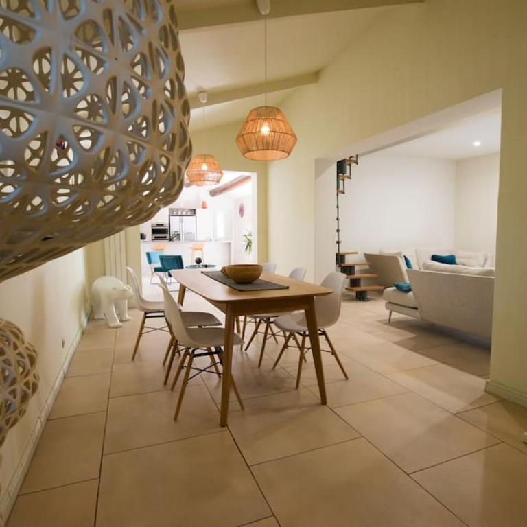 Mas des Grailles - Piscine, Clim - Two-Bedroom Villa - 12