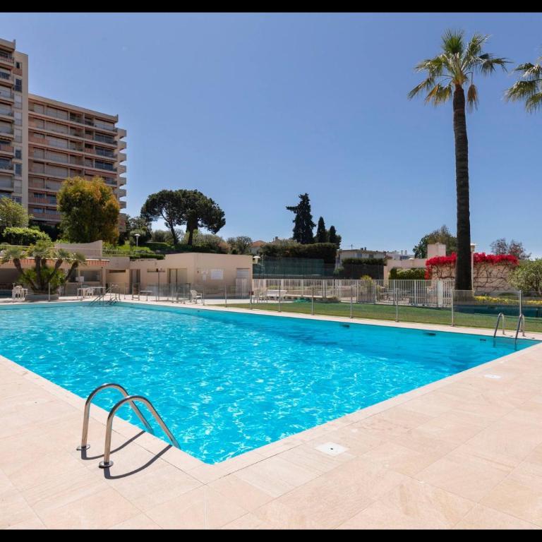 Jolie studio cosy proche mer sur Juan les pins - One-Bedroom Apartment - 16