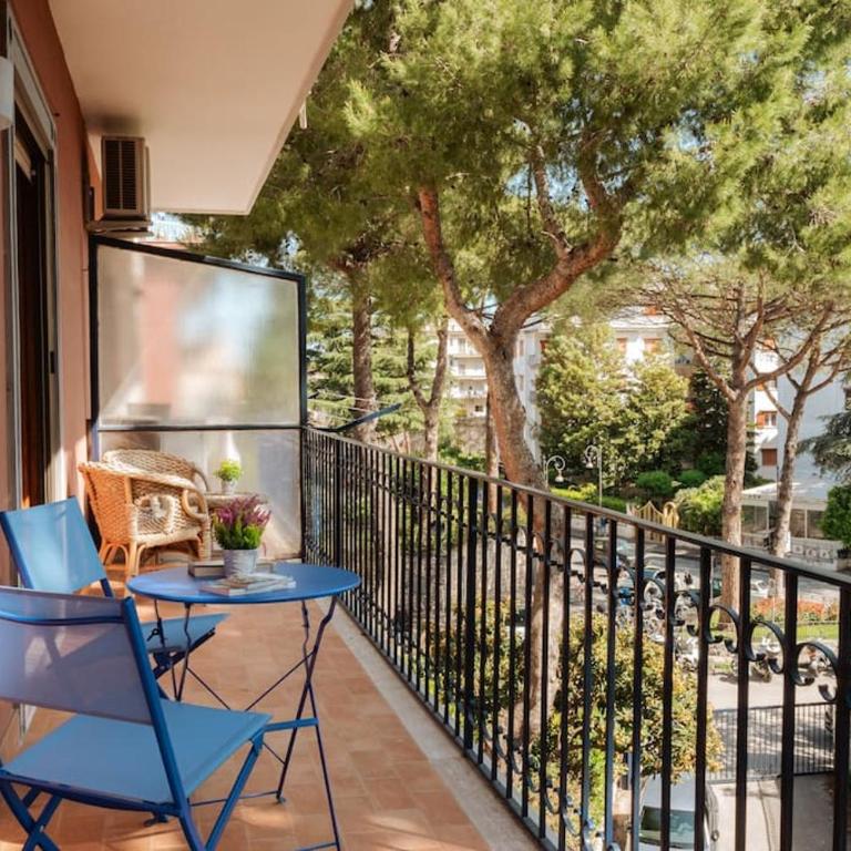 Sorrento, The Sweet Life, central, with panorama - One-Bedroom Apartment - 64