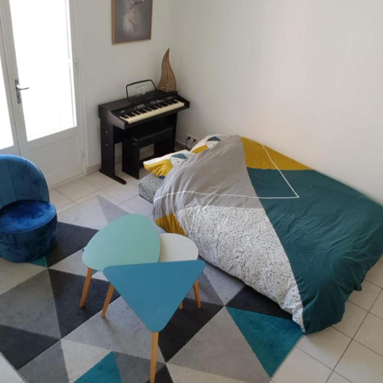 Charmant logement au calme en ville - Apartamento de 1 dormitorio - 2