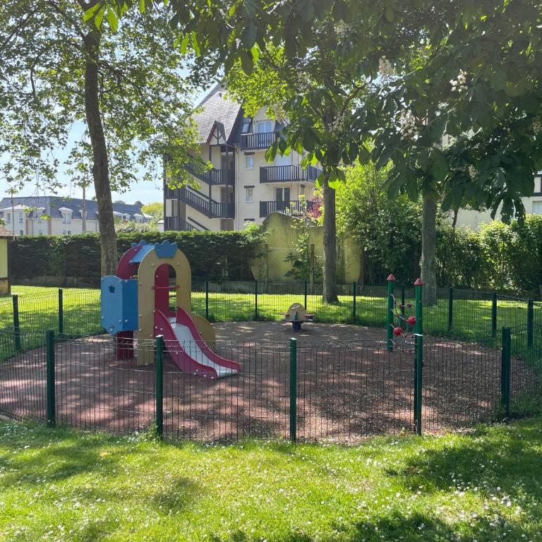 Les Frimousses - Apartment mit 1 Schlafzimmer - 27
