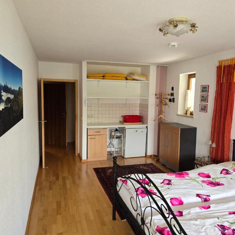 FeWo Pausenpfiff mit Schwimmbad - Apartment mit 1 Schlafzimmer - 2