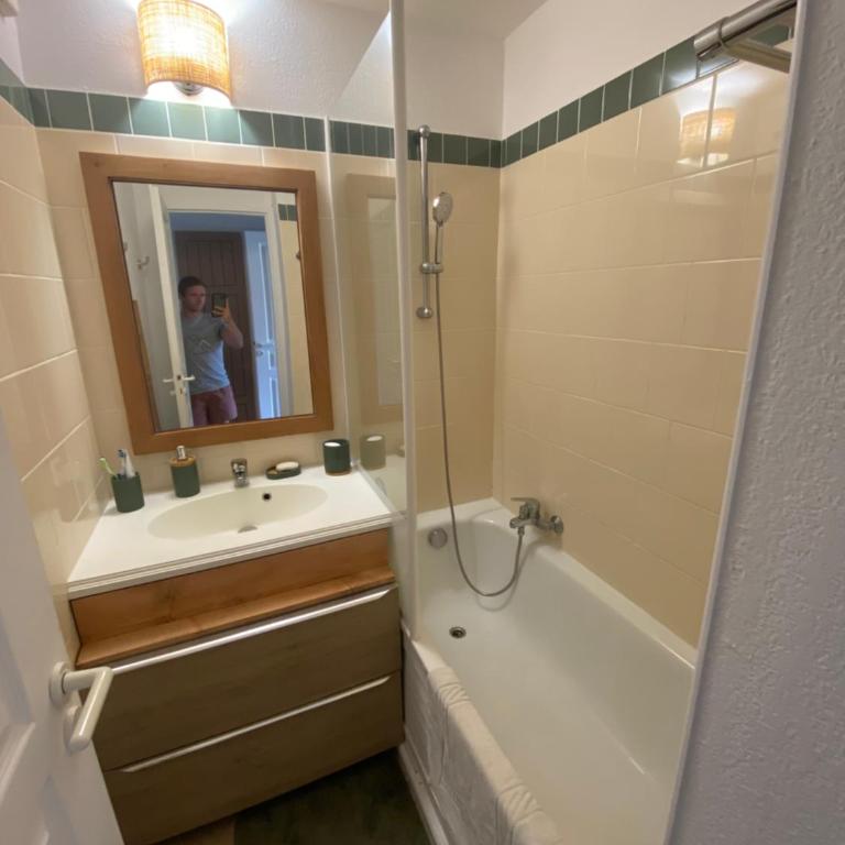 Appartement Biscarrosse lac-golf - Appartement - Vue sur Piscine - 4