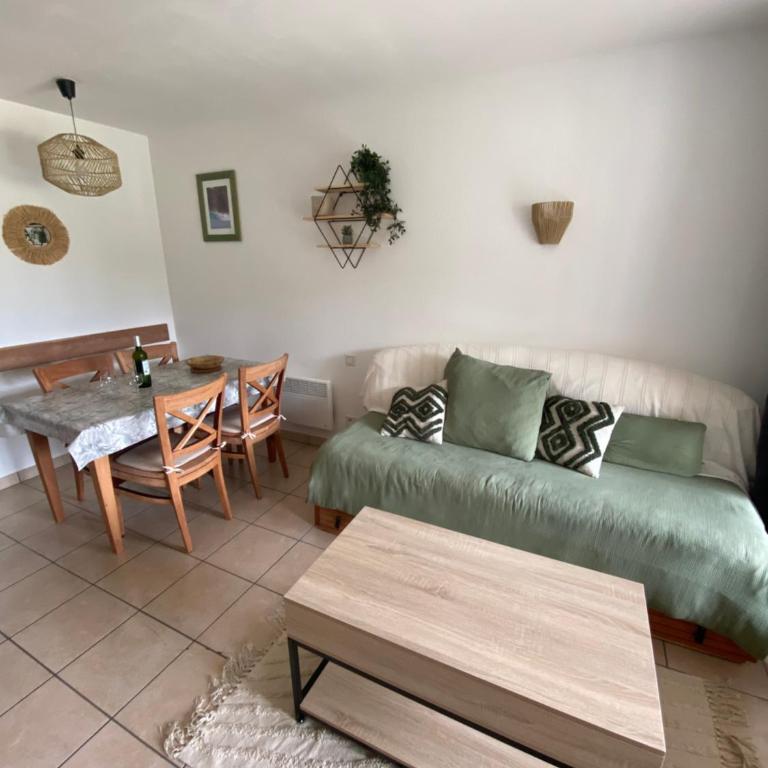 Appartement Biscarrosse lac-golf - Appartement - Vue sur Piscine - 12