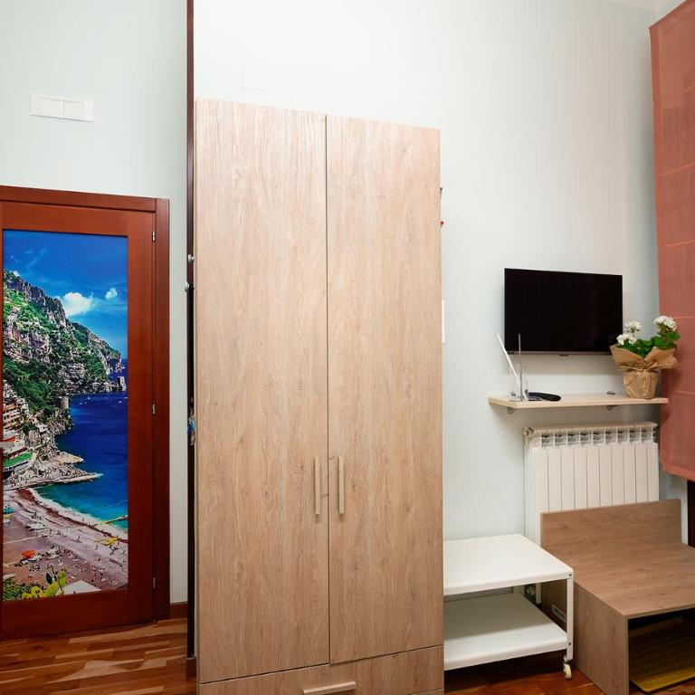 B&B Pisapia - Camera Familiare con Bagno in Comune - 4