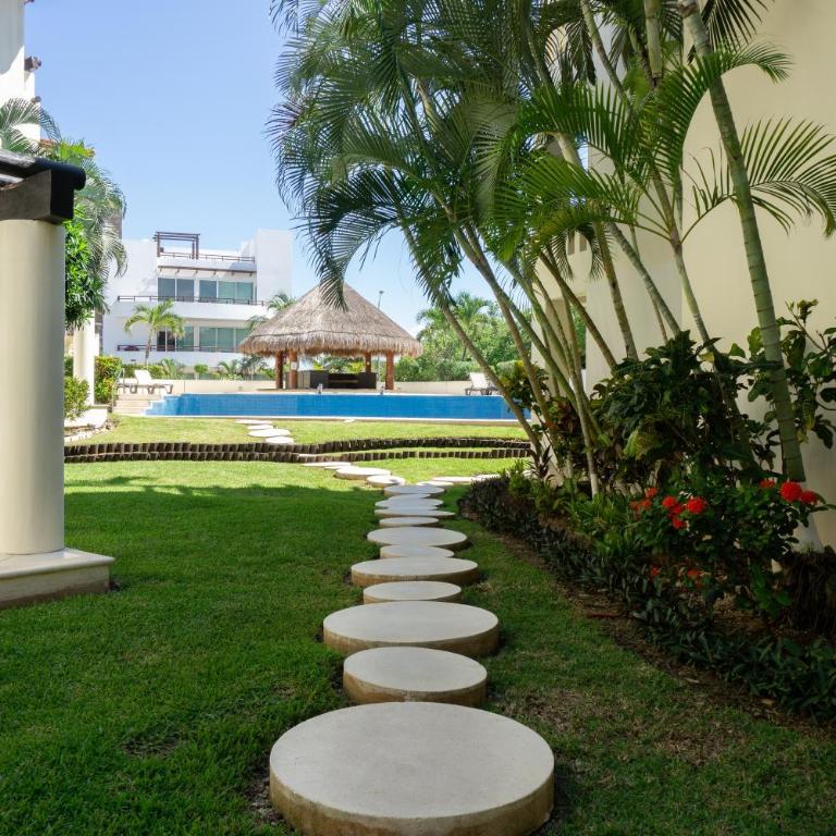 Luna Maya 1 condo - Two-Bedroom Apartment - 14
