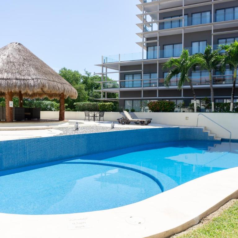 Luna Maya 1 condo - Two-Bedroom Apartment - 15